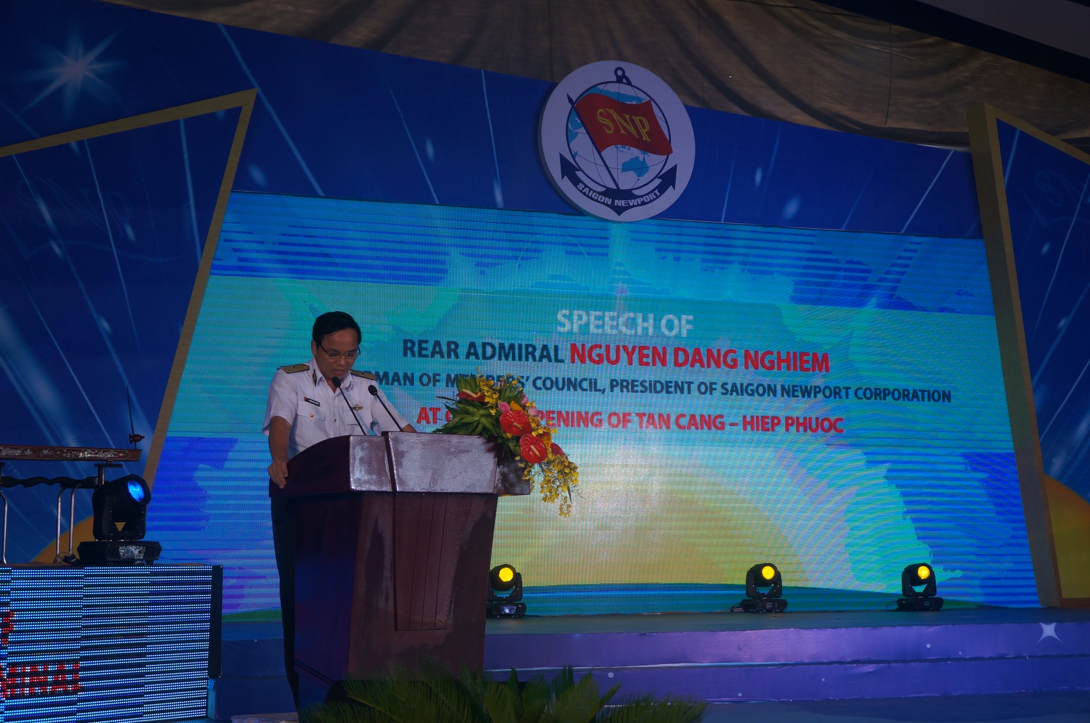 Chuẩn Đô đốc Nguyễn Đăng Nghiêm - TGĐ TCT TCSG - phát biểu tại Lễ khai trương
