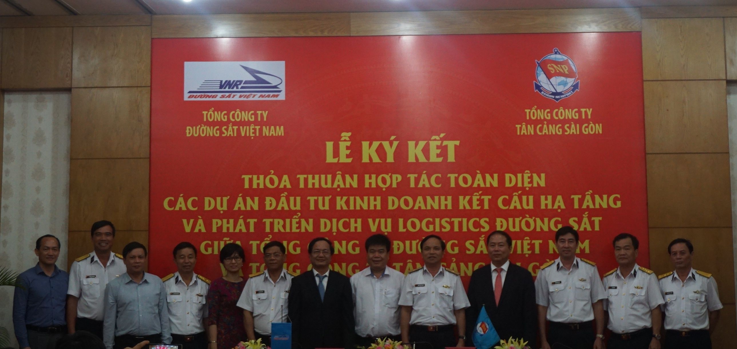 T4_12_Le_ky_hop_tac_TCT_duong_sat_Viet_Nam_va_TCT_TCSG