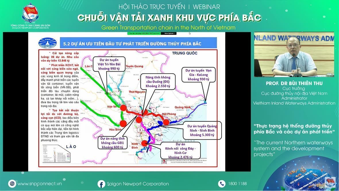 Giáo sư Bùi Thiên Thu - Cục trưởng Cục đường thủy nội địa Việt Nam trình bày chủ đề: " Thực trạng hệ thống đường thủy phía Bắc và các dự án phát triển "