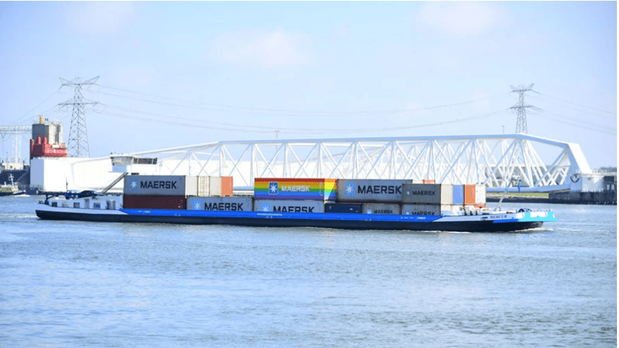 Hành trình vòng quanh thế giới cùng container cầu vồng Maersk- tôn vinh sự đa dạng và hoà nhập