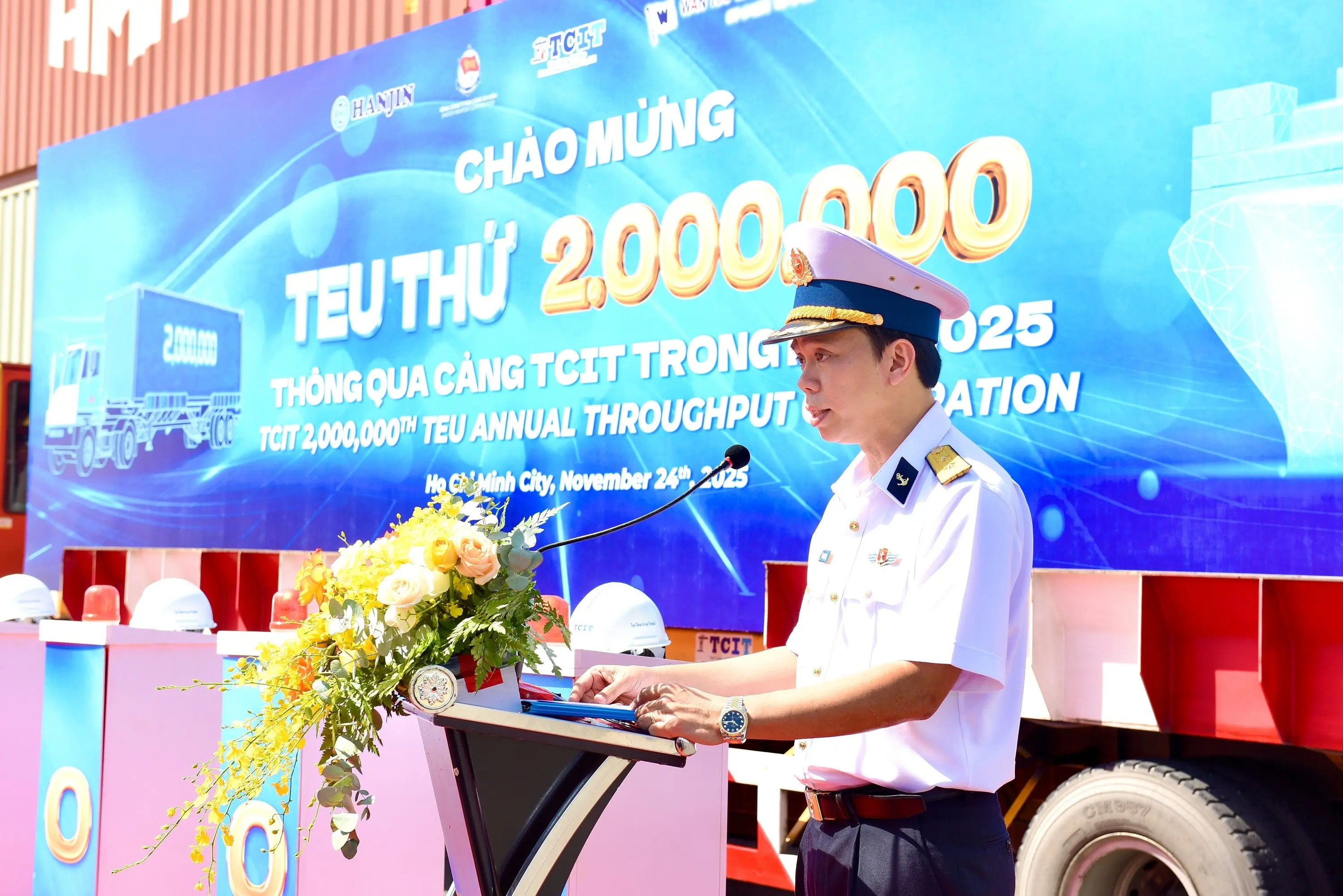Chủ tịch HĐTV TCIT phát biểu tại Lễ chào mừng TEU thứ 2 triệu thông qua trong năm 2025