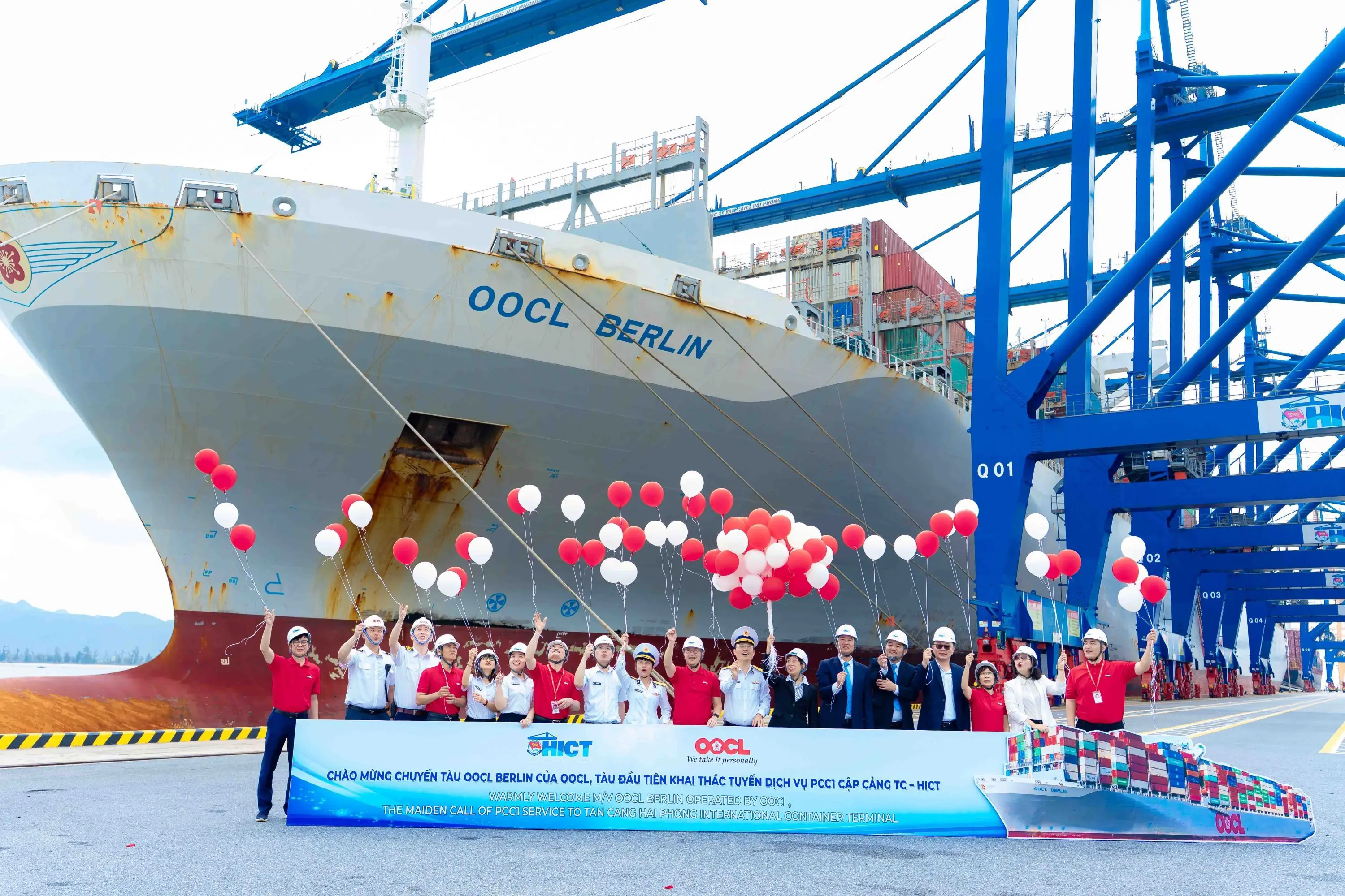 Cảng container Quốc tế Tân Cảng Hải Phòng đón chuyến tàu đầu tiên của tuyến PCC1 cập cảng
