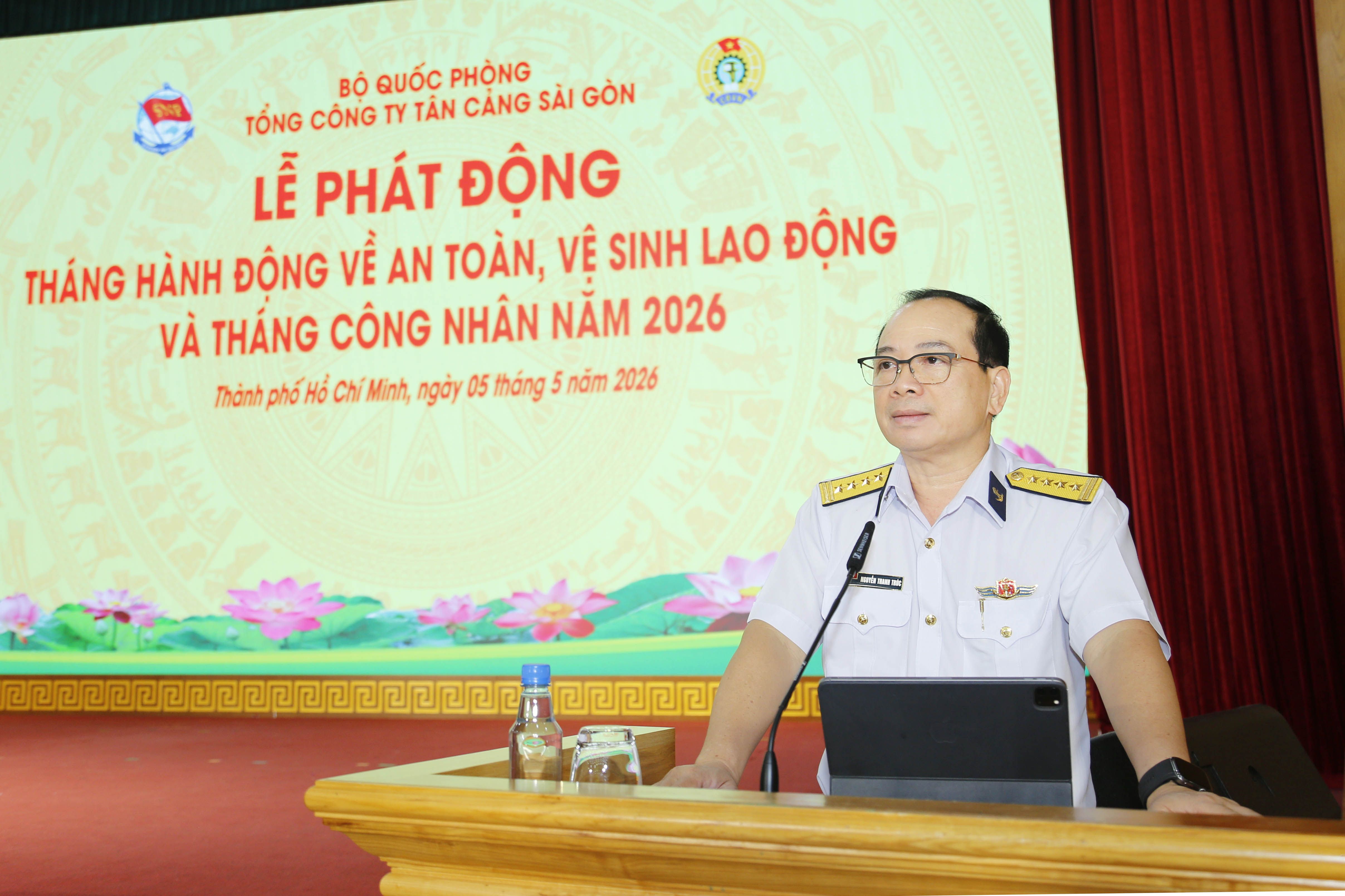 Đại tá Nguyễn Thanh Trúc, Phó Tổng Giám đốc Tổng công ty Tân Cảng Sài Gòn phát biểu 