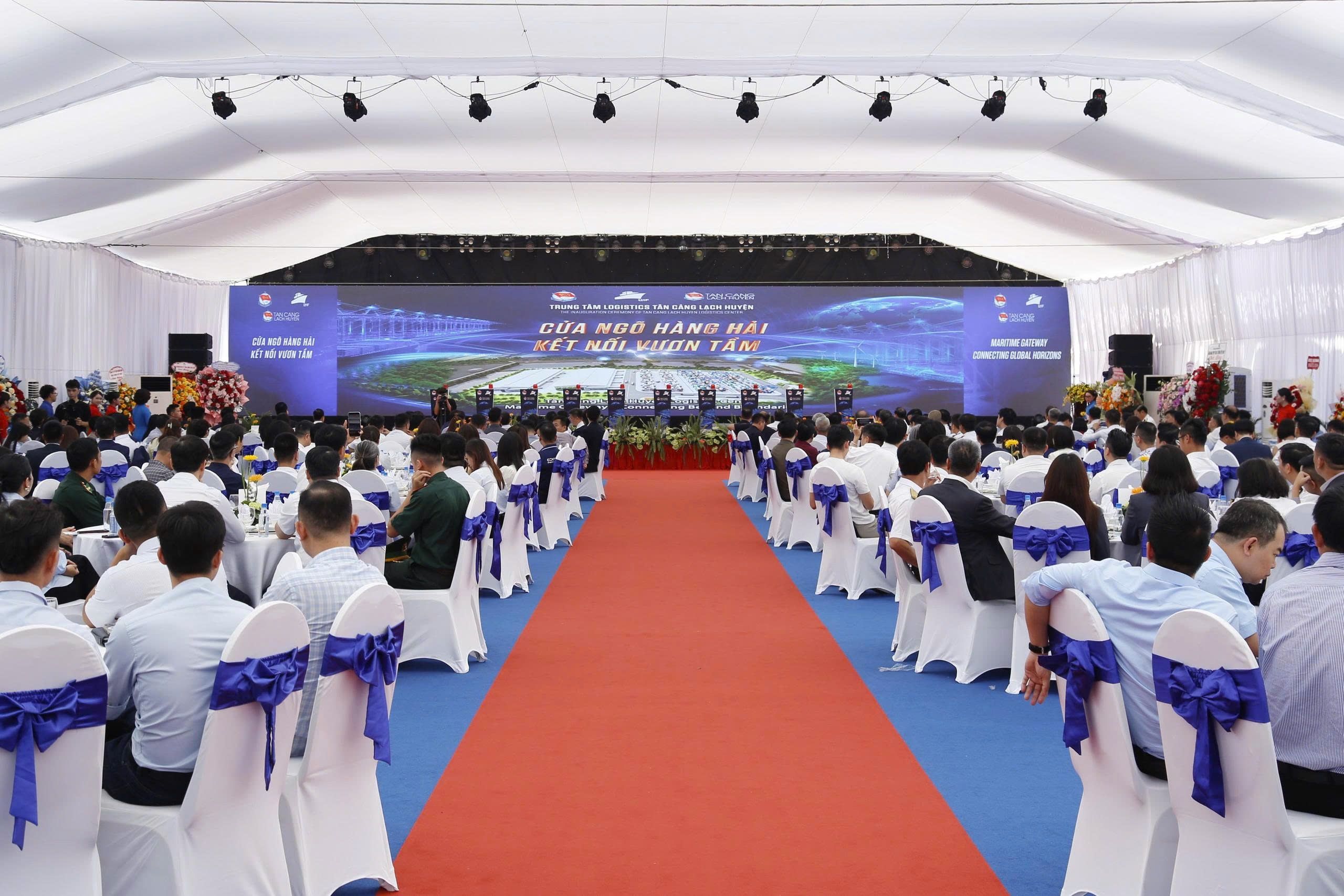  Toàn cảnh sự kiện Lễ khai trương Trung tâm logistics Tân Cảng Lạch Huyện