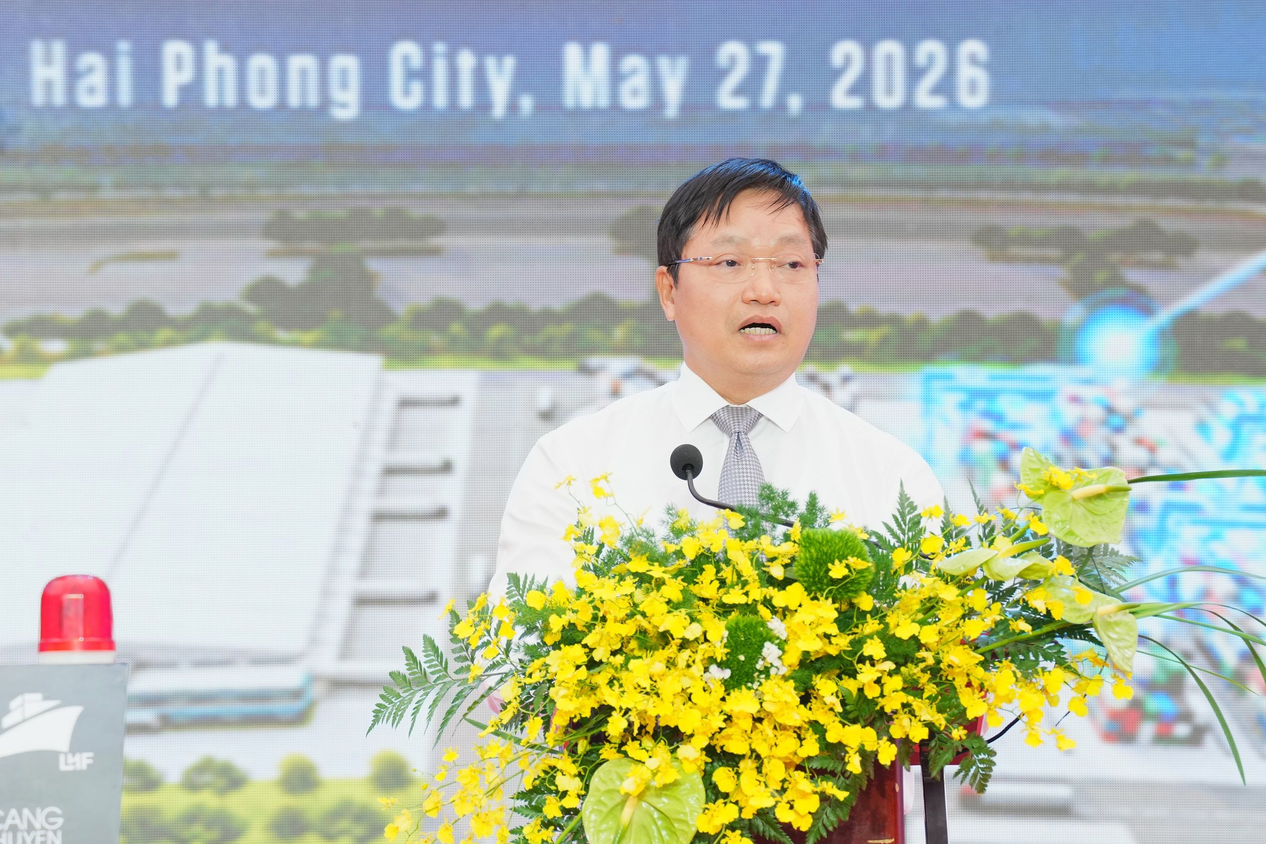Ông Trần Văn Phương - Chủ tịch Hội đồng Nhân dân Đặc khu Cát Hải, thành phố Hải Phòng phát biểu