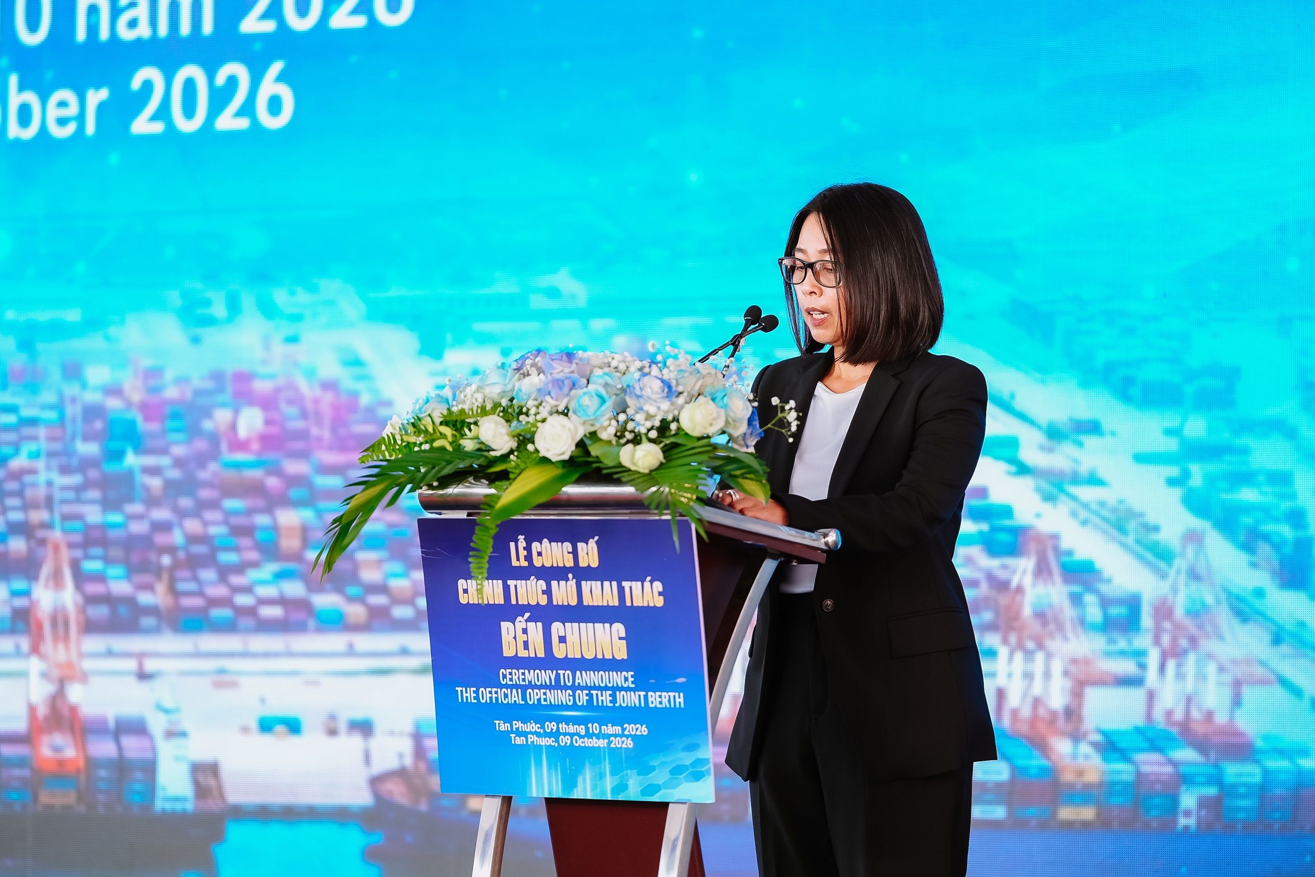 Bà Bernadette Chan, Tổng Giám đốc CMIT phát biểu cảm ơn tại buổi lễ